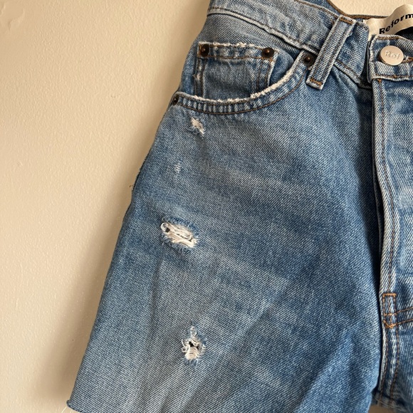 Reformation Shorts - Picture 4 of 5